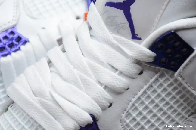 Reps LUCY Air 4 CT8527-115 Purple Jordan Court 0515